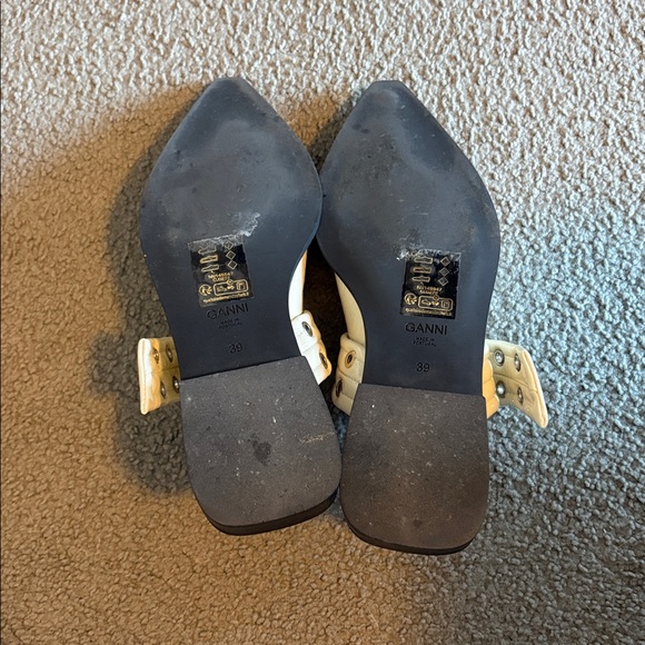 Ganni Wide Welt Buckle Ballerina Flats Naplack - Egret - Picture 10 of 11